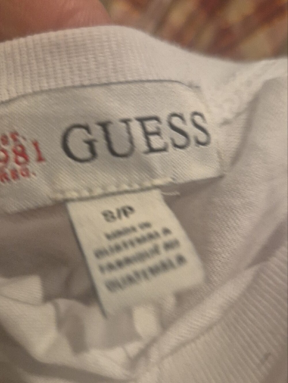 Guess White Rhinestone Script Logo Short Sleeve Tee S Nwt - Picture 4 of 5